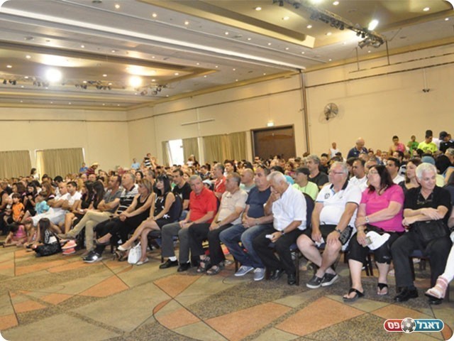 מרשים ביותר. המשתתפים בחלוקת הגביעים (חאדר אניס)